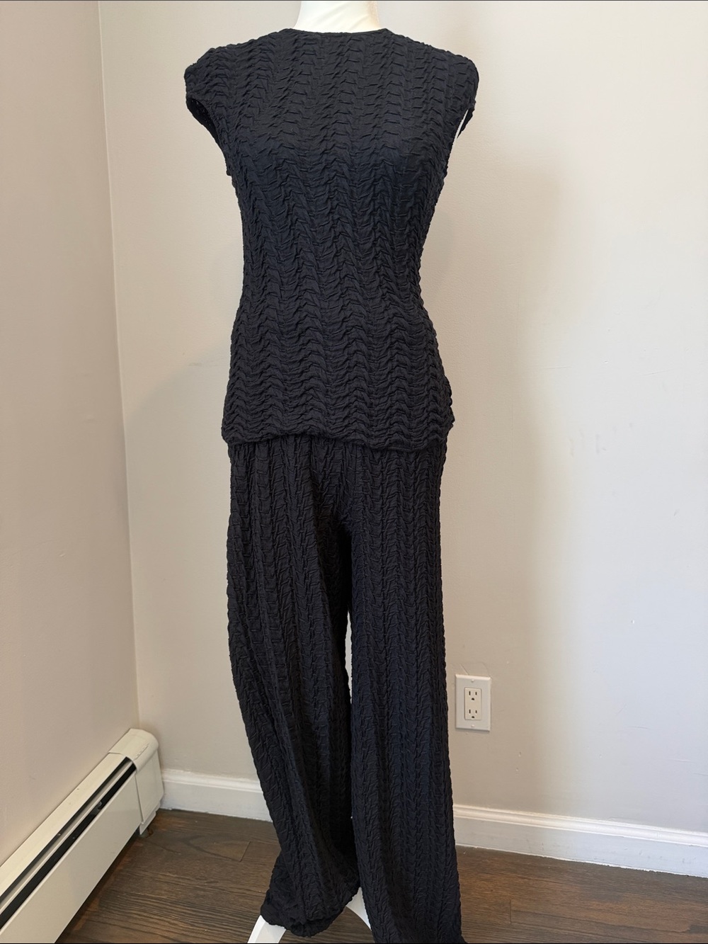 Zara Black Textured Wide-Leg Knit Pants and Top